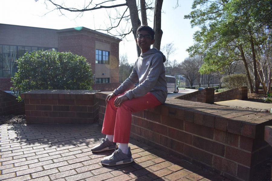 Vivek Rao '23 subtly flexes his shoes.