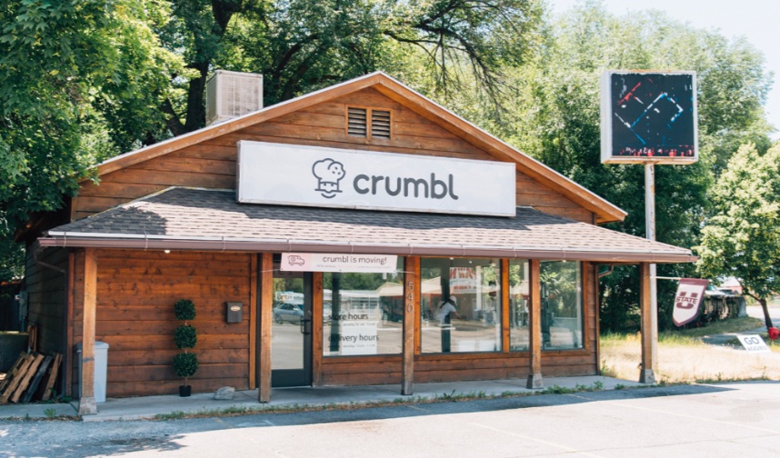 Photo of Crumbl Cookies first store location in Logan, Utah in 2017. (Crumbl History Page)