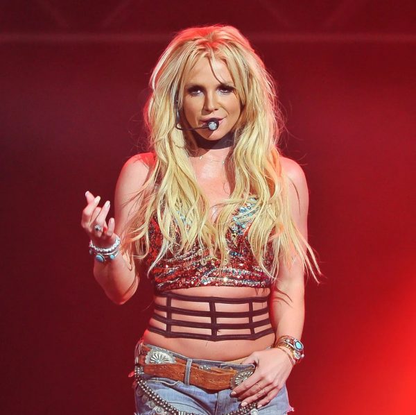 Britney Spears sashays her way through a song at a concert (Vulture)